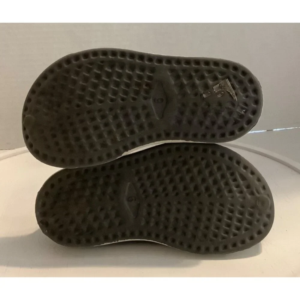 First Steps‎ by Stepping Stones Slip On Garden Clogs Shoes Toddler 6 Gray White
